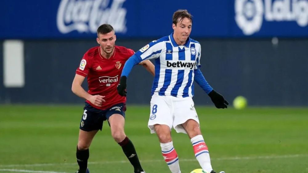  纽卡斯尔爆冷输球，争四格局再生变数  