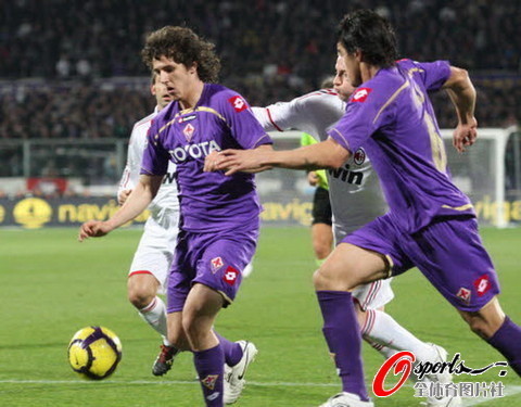  罗马城上演逆转，狼队补时绝平惜败收场