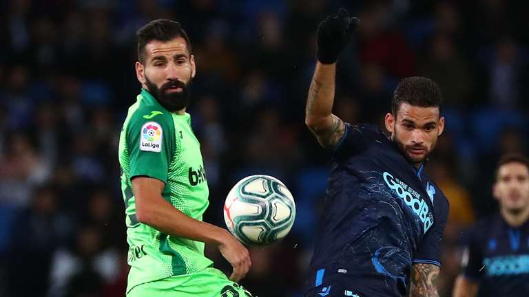  里尔主场爆冷逼平领头羊缩小分差