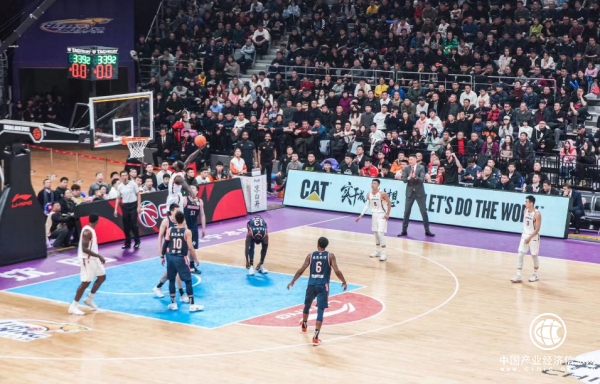  克莱蒙中场核心伤愈归队，精妙直塞助力前锋破荒