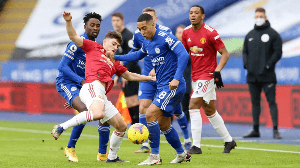  曼联主场战平水晶宫，B费失点成为赛后焦点话题