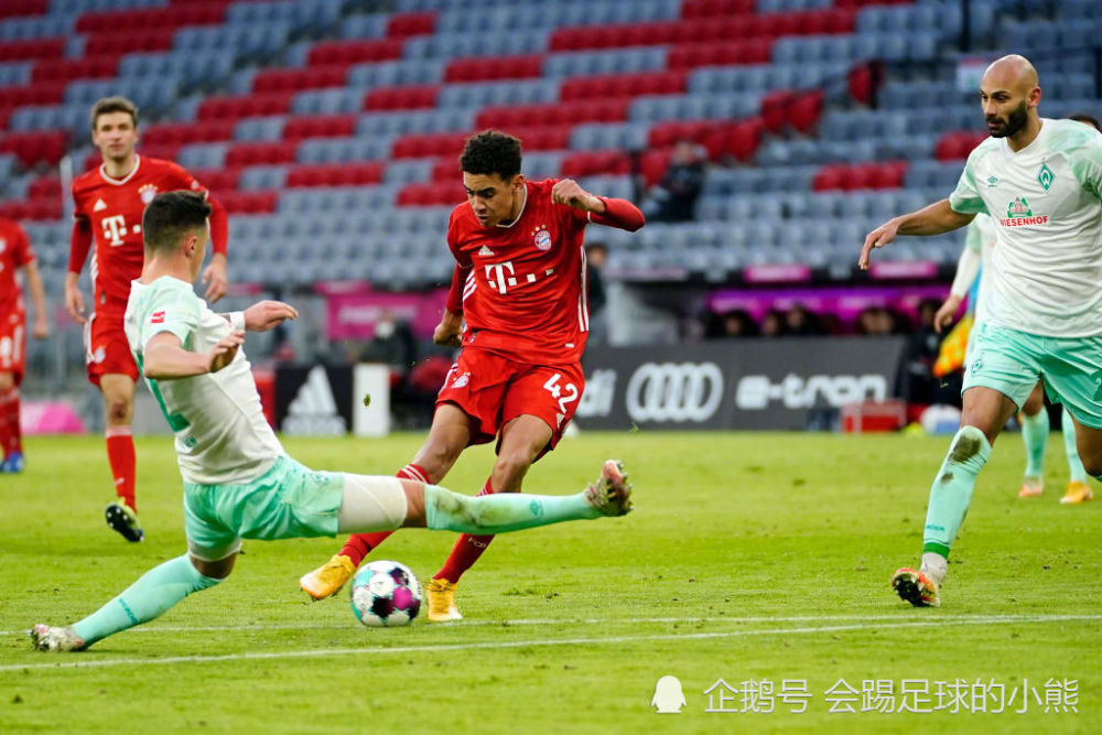  穆西亚拉梅开二度拜仁轻取三分稳居德甲榜首  